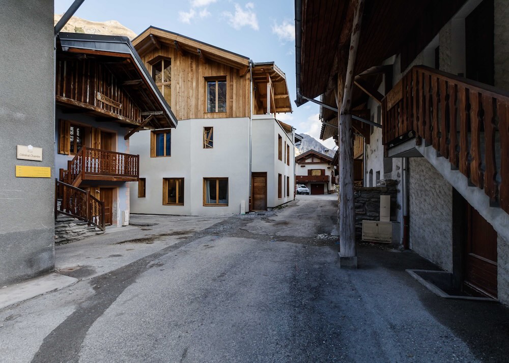 Ancienne grange en pierre transformée en chalet à Champagny-en-Vanoise